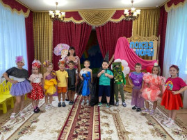 Показ моды в подготовительных к школе группах Показ моды в подготовительных к школе группах.