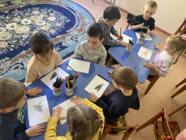 Группа Зайчата, инструктор по ФК Султанова Э.В. Группа Зайчата, инструктор по ФК Султанова Э.В.