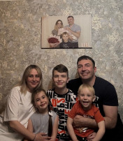 Фотовыставка "Загляните в семейный альбом" Фотовыставка "Загляните в семейный альбом".